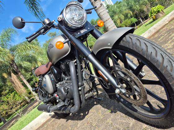 ROYAL ENFIELD CLASSIC 350 ROYAL ENFIELD CLASSIC 350